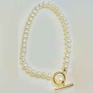 14k Gold Akoya Pearl Toggle Bracelet 7-8in wrist